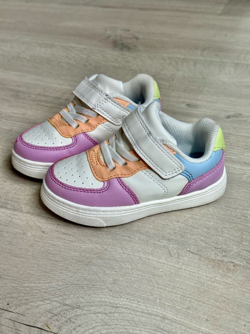 Cat & Jack Toddler Jaid Court Sneakers Size 7